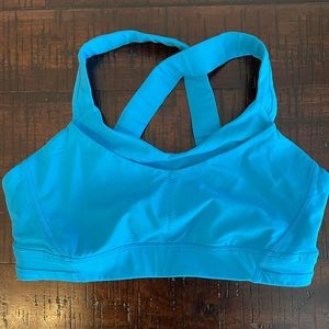 Lululemon sports bra siZe 8